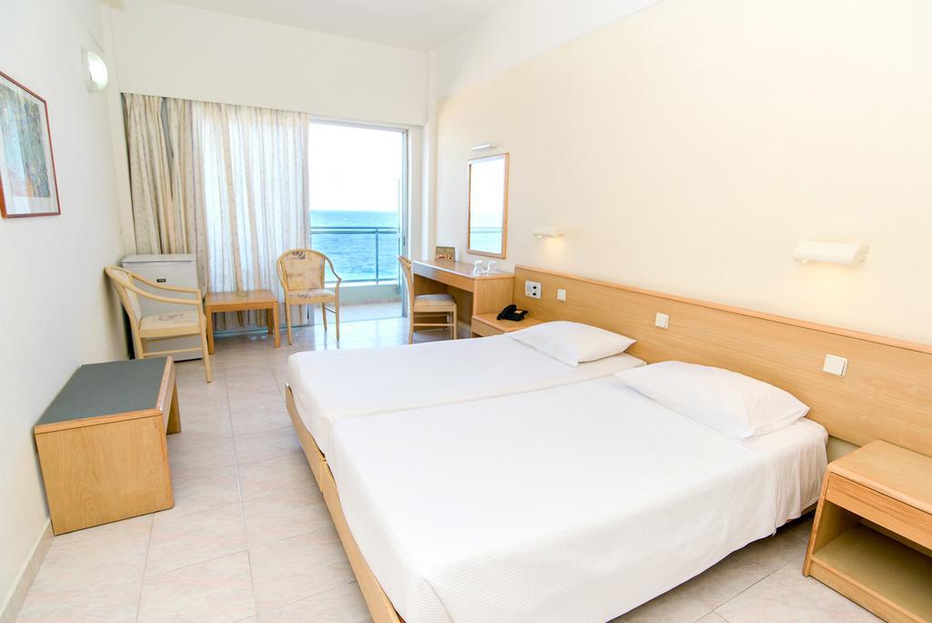 Riviera 4*