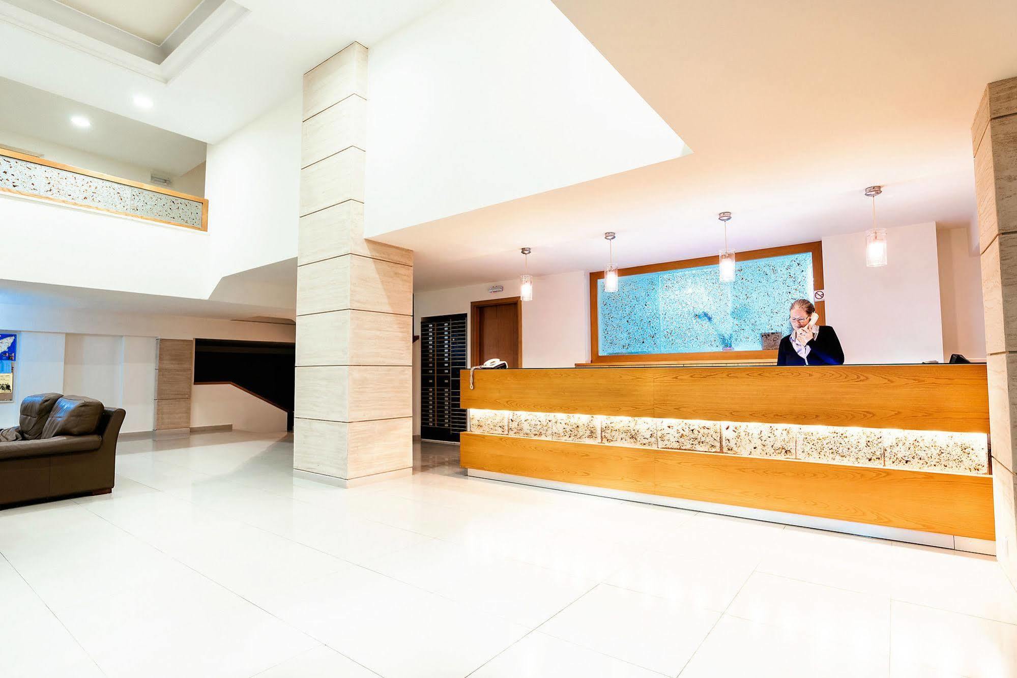 Hotel Riviera 4*