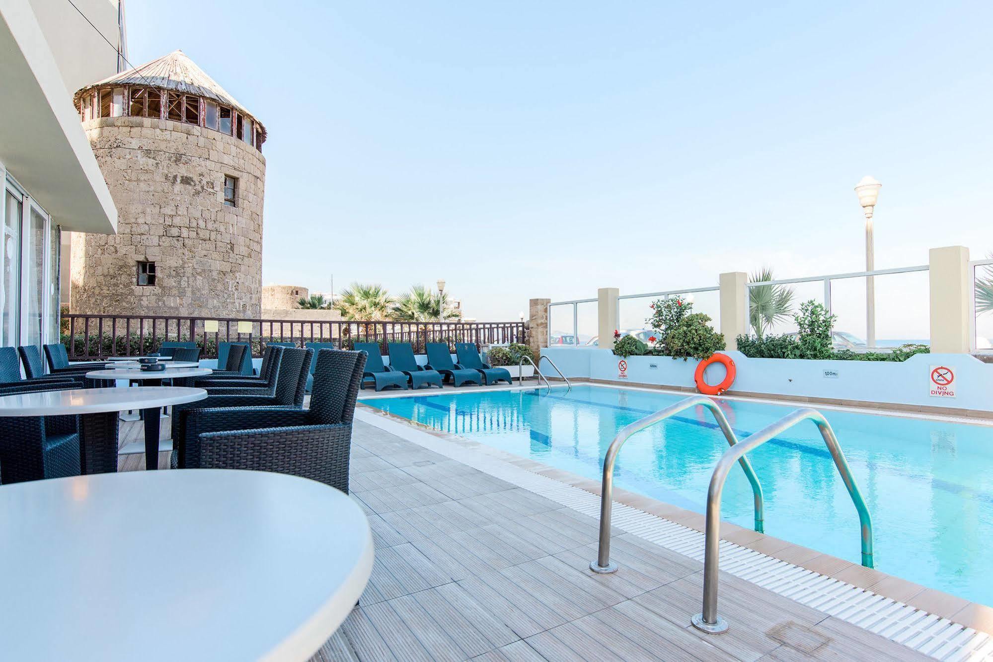 Hotel Riviera 4*